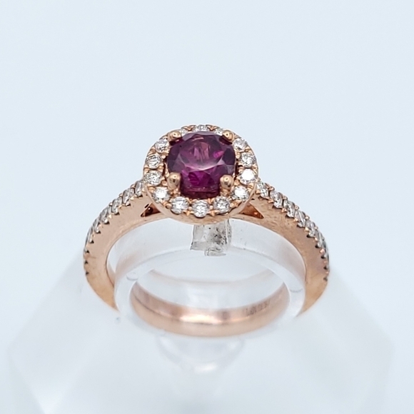 𝅺garnet diamond halo ring - Picture 17 of 17